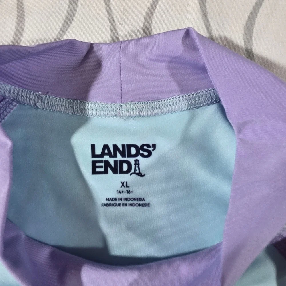 Lands End Girls XL 14-16 Seahorse Flip Sequin Rash Guard Swim Top Blue/Purple
